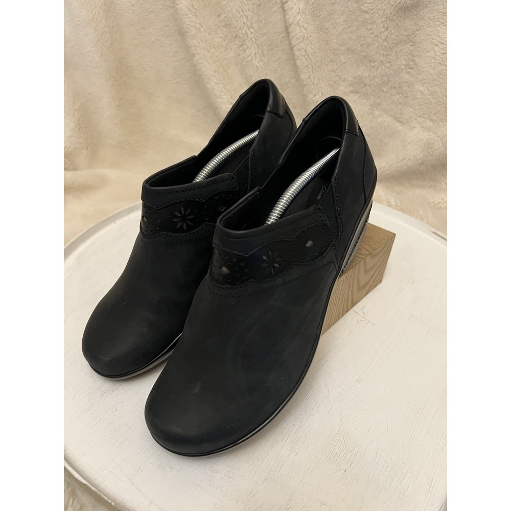 Clarks Brown Marion Helen Cut-out Floral detail Slip-on Wedge Shoes New